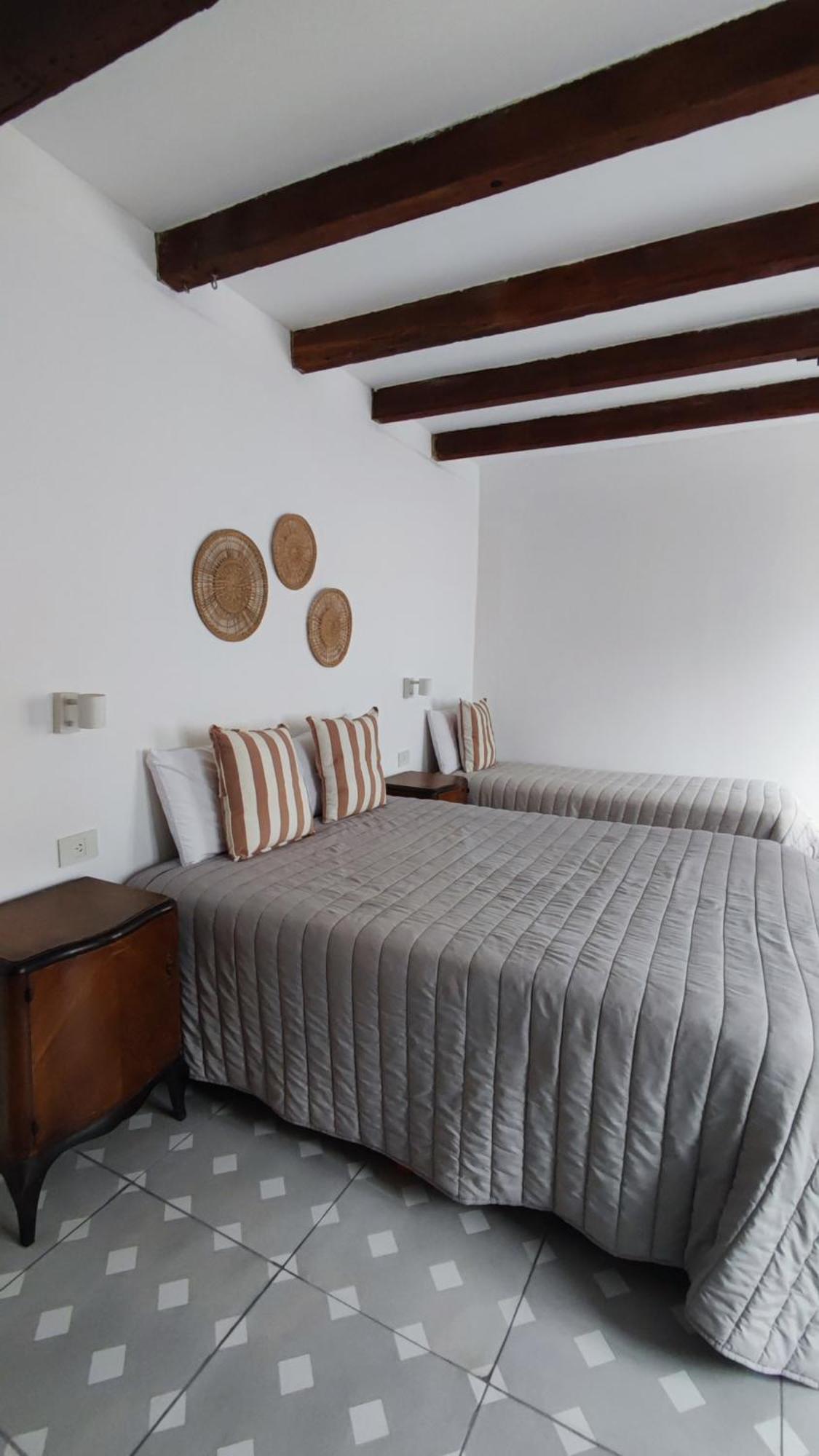 La Botica De 1852 Hotel Chascomús 外观 照片